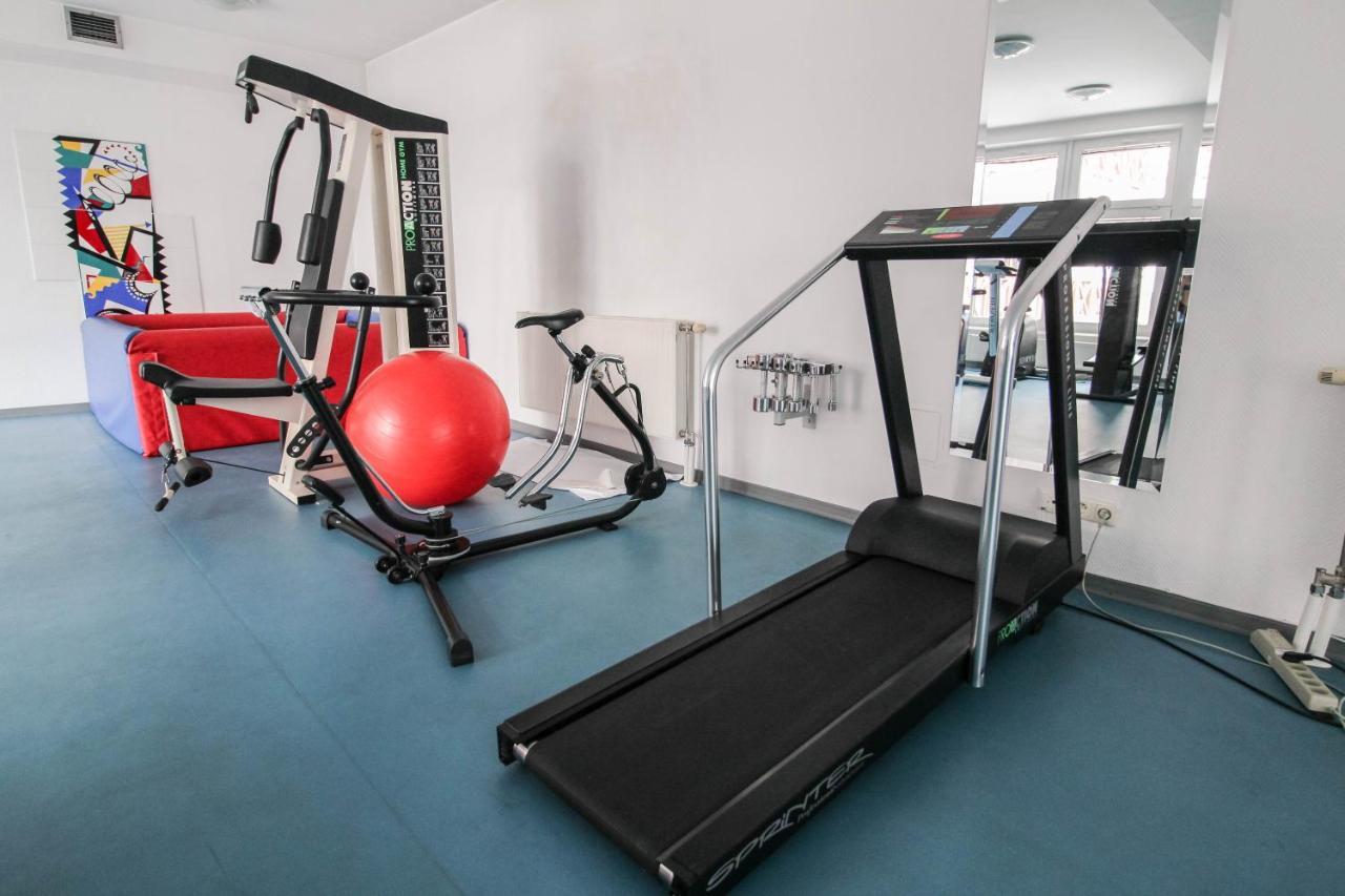 Familijny Osrodek Wypoczynkowo - Rehabilitacyjny Krynica Zdroj Hotell Exteriör bild