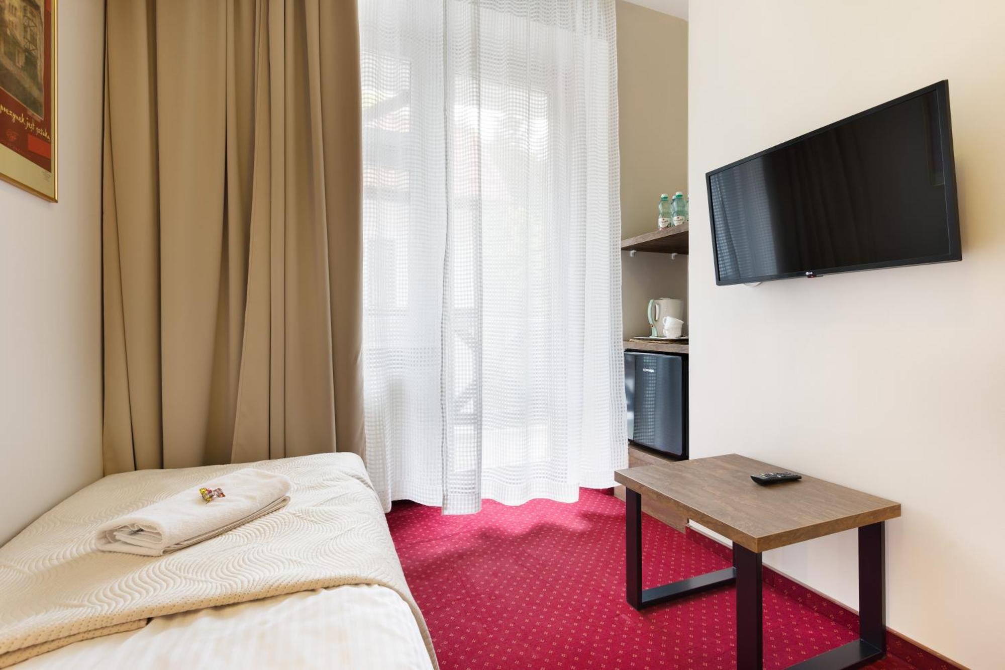 Familijny Osrodek Wypoczynkowo - Rehabilitacyjny Krynica Zdroj Hotell Exteriör bild